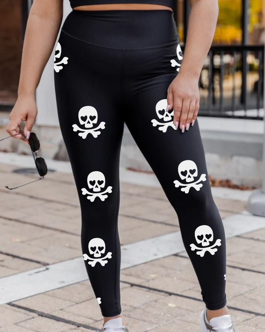 Heart Eyes Crossbones Legging